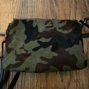 Camouflage leather shoulder bag